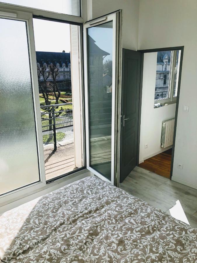 Le Seize - Parking Prive Apartment Chalons-en-Champagne Exterior photo